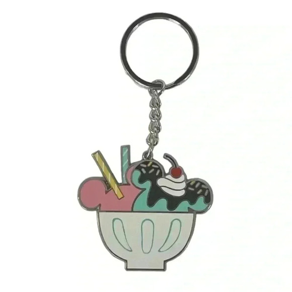 Limited Edition Disney‎ Ice Cream Key Chain Mickey - Picture 5 of 5
